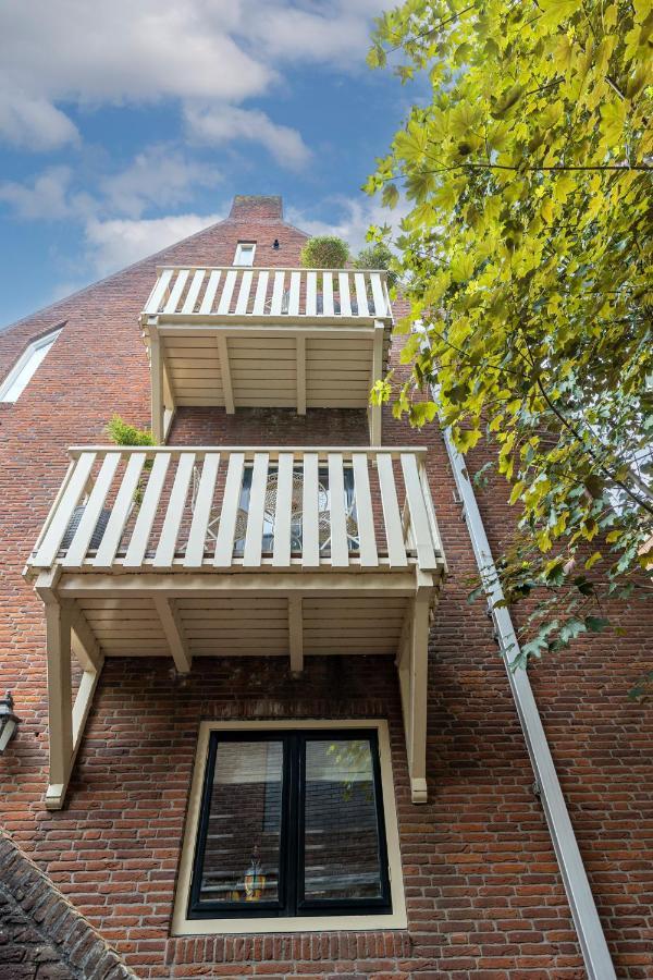 Heritage 17Th Century Supreme City Penthouse Leeuwarden Luaran gambar